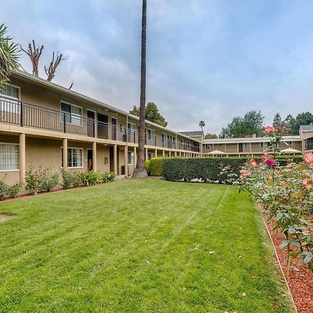 Rose Garden Inn - San Jose Airport Екстериор снимка