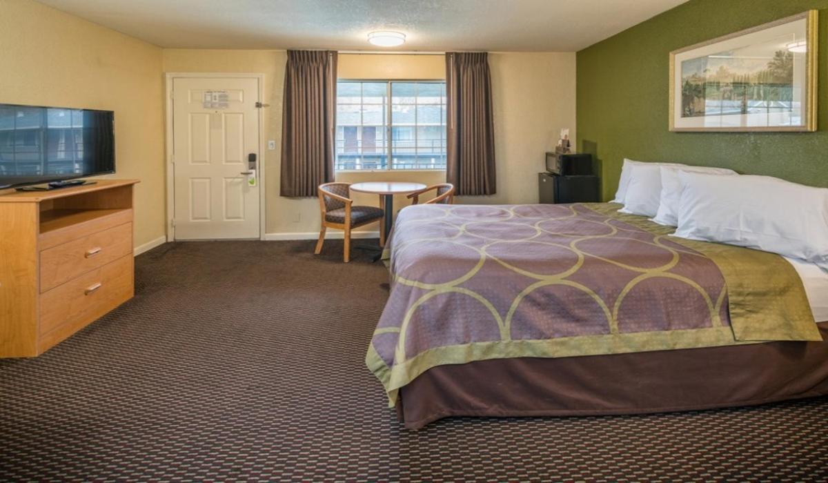 Rose Garden Inn - San Jose Airport Стая снимка