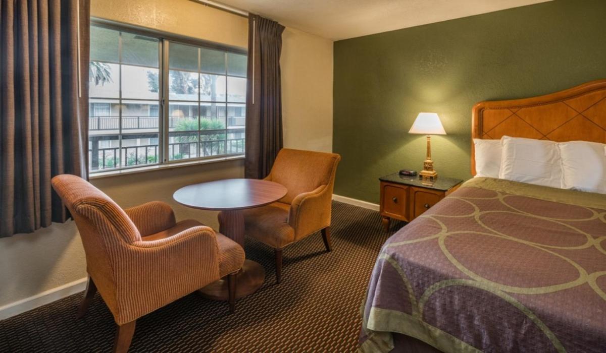 Rose Garden Inn - San Jose Airport Екстериор снимка