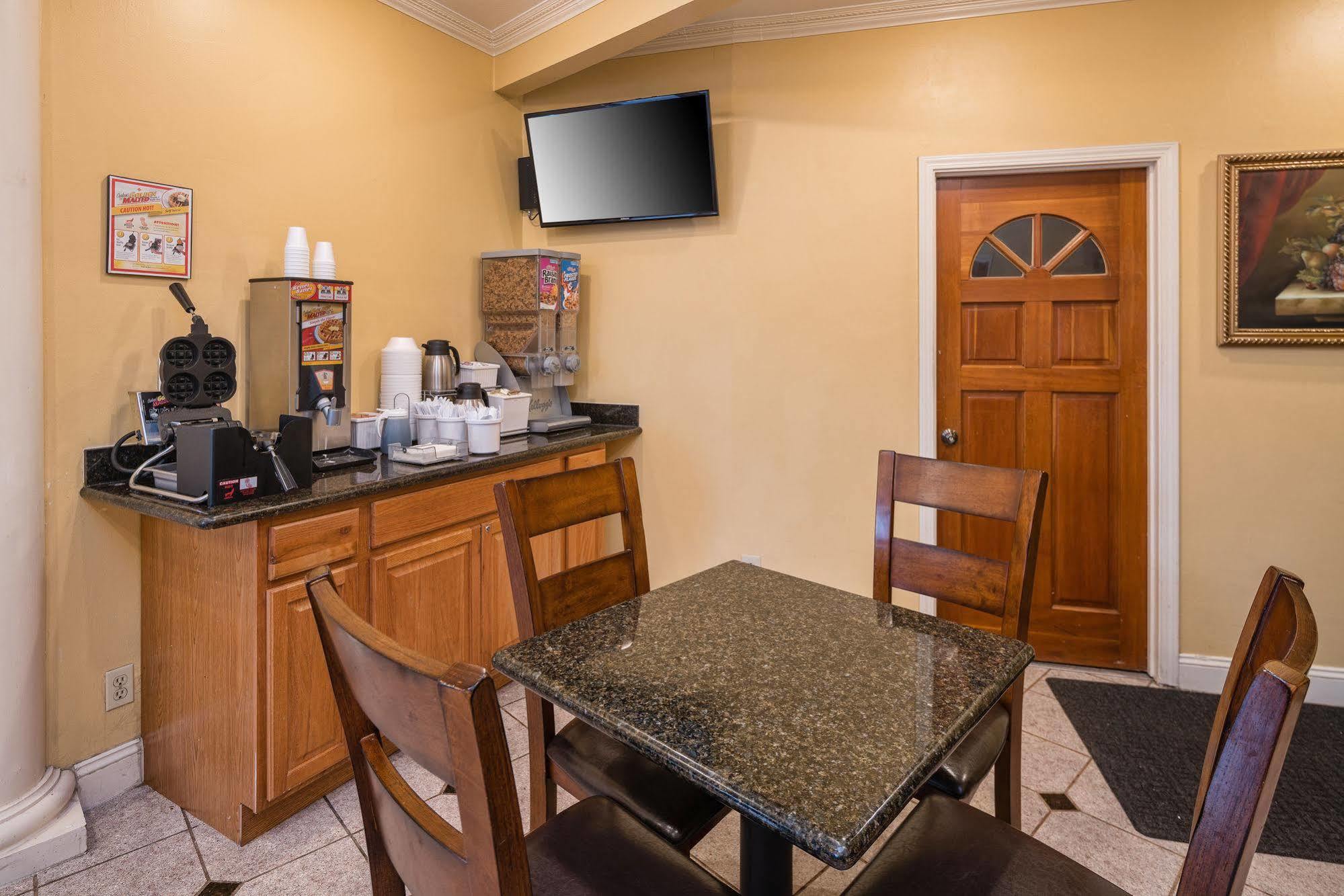 Rose Garden Inn - San Jose Airport Екстериор снимка